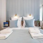Apartpark - Ambria Apartment