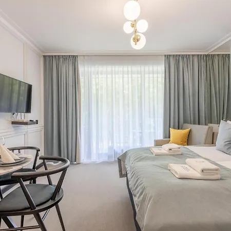 Apartpark - Ambria Apartmán Svinoústí