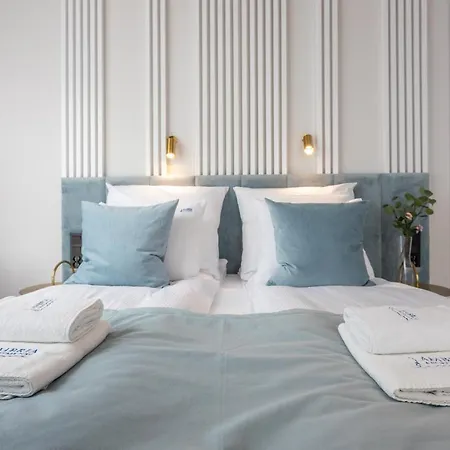 Apartpark - Ambria *