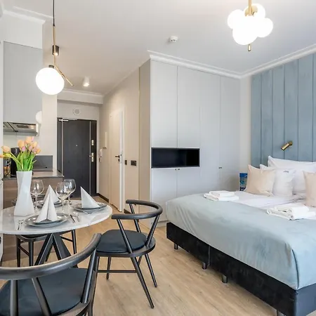 Apartpark - Ambria Apartment *